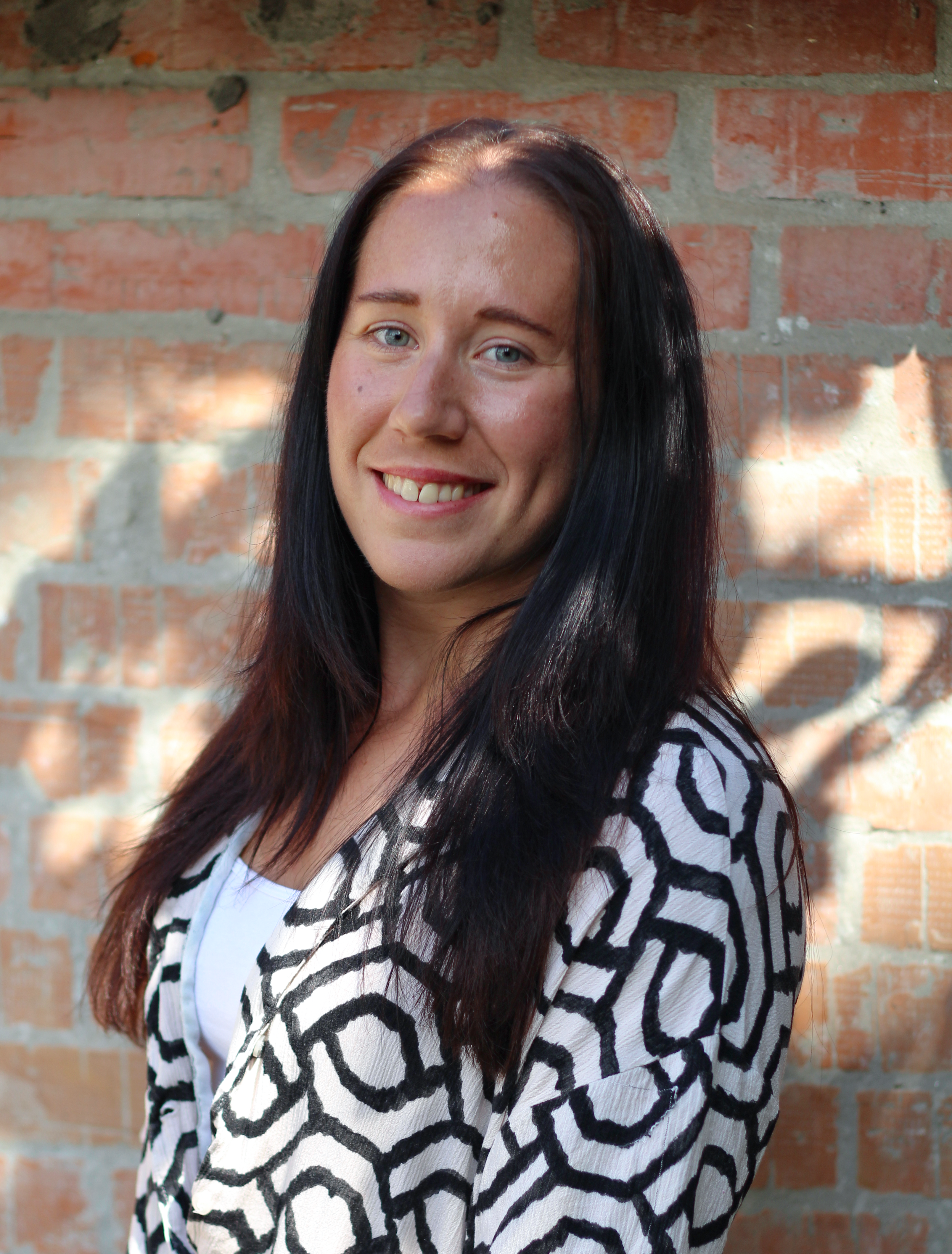 Kovács Kitti, funkcionális edző és masszőr portréfotója.